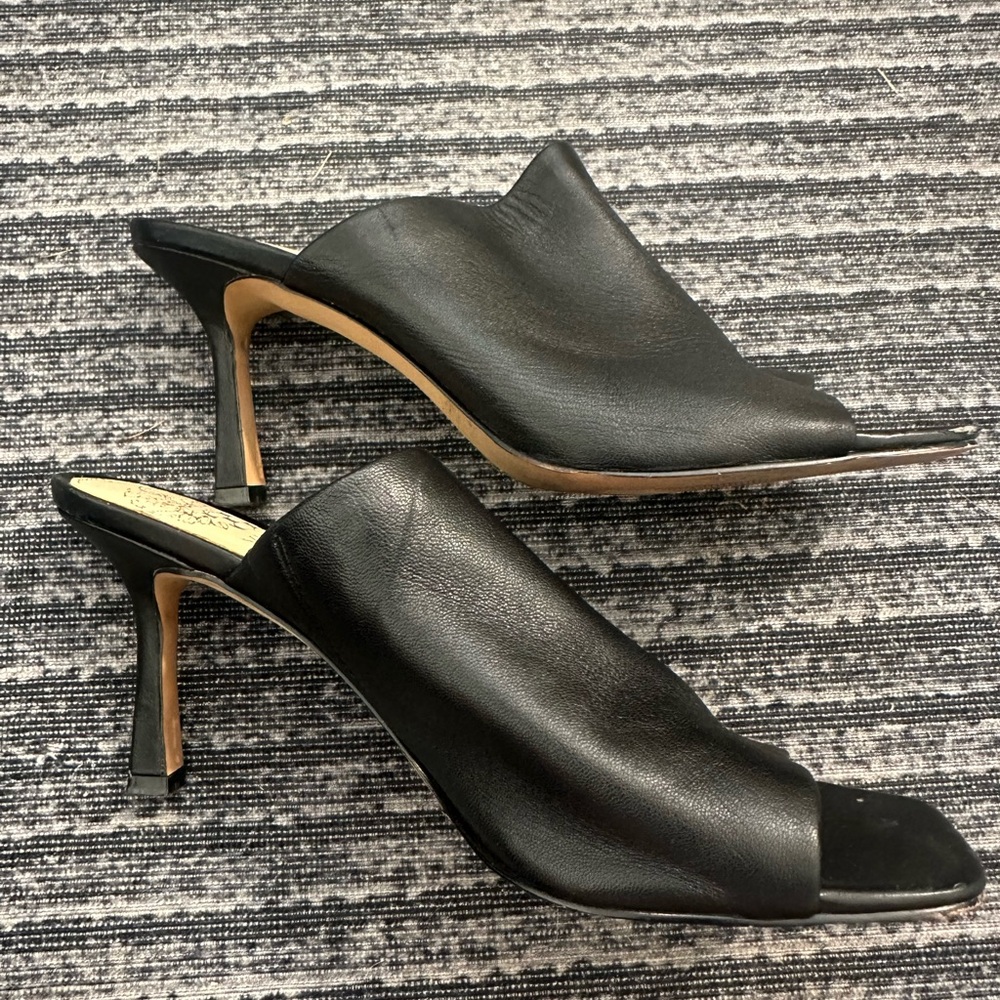 Vince Camuto Women's Heels size 6